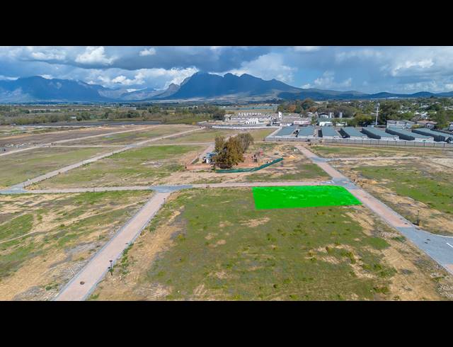 558M² VACANT LAND FOR SALE IN PAARL SOUTH